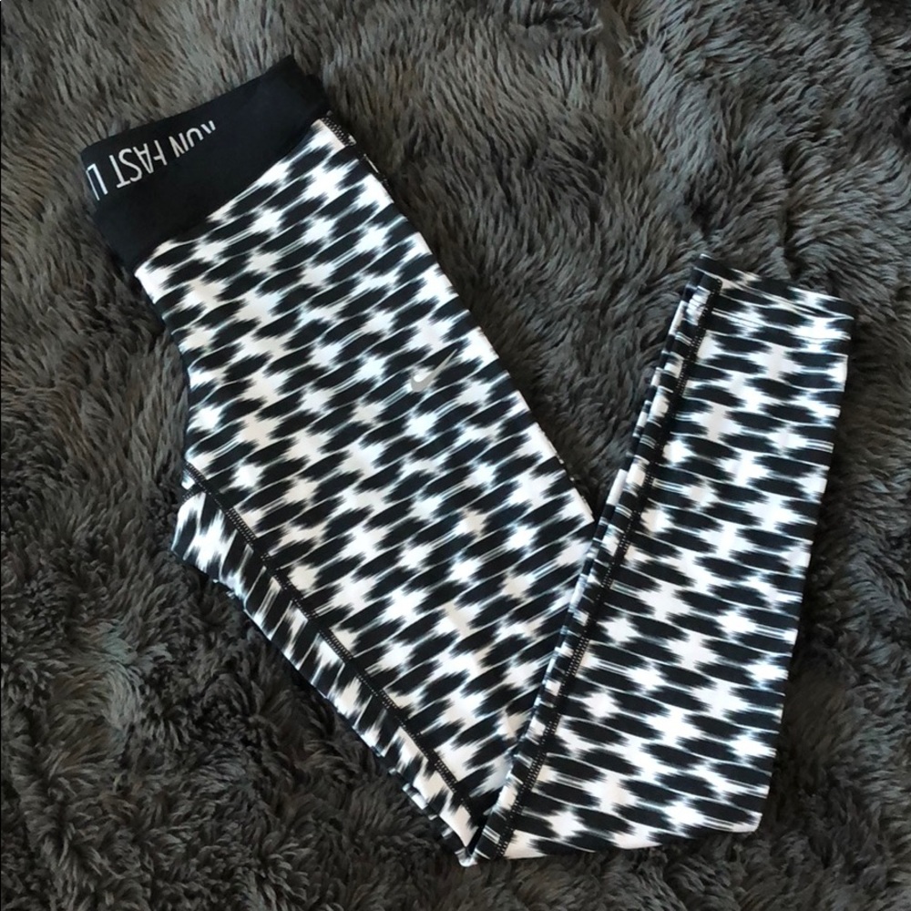 Nike dri-fit pants S